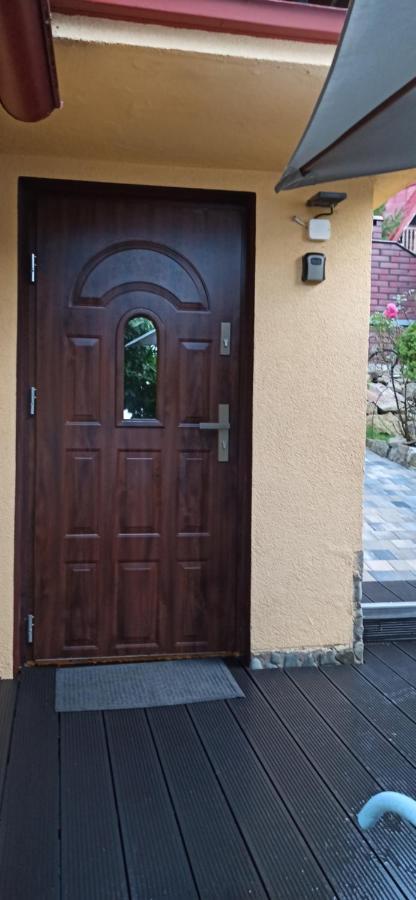 Domek Caloroczny Tresna Agata Exterior foto